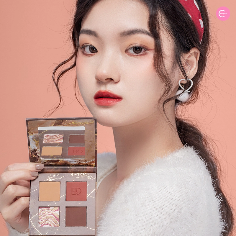 BeautyDom "Boundless Land" 4-Color Eyeshadow Palette