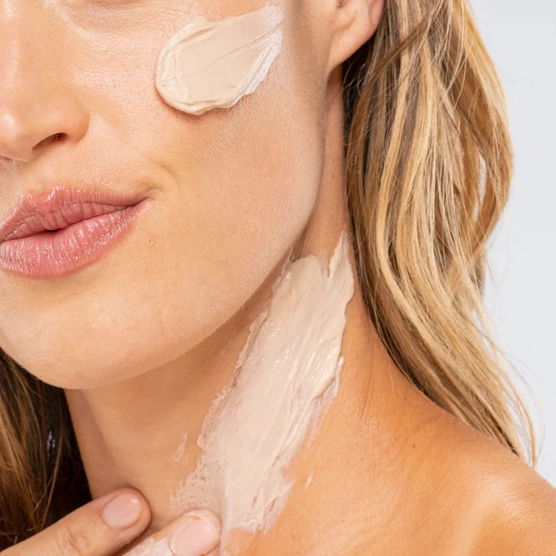 FarmHouse Fresh Mighty Tighty Turmeric & Banana Mask